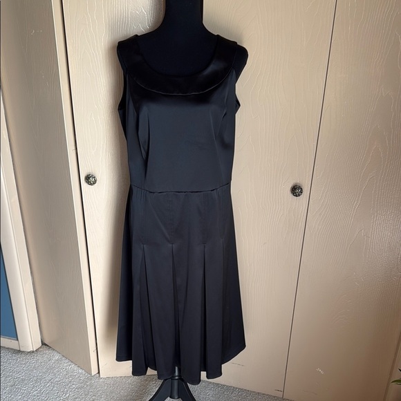 R&M Richards Black Sleeveless Cocktail Midi Dress - Picture 1 of 3